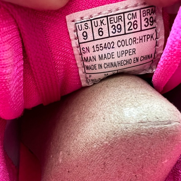 Women's Skechers Million Air - Elevated Air Fashionable, Fuchsia, Medium Size 9 - Picture 5 of 7